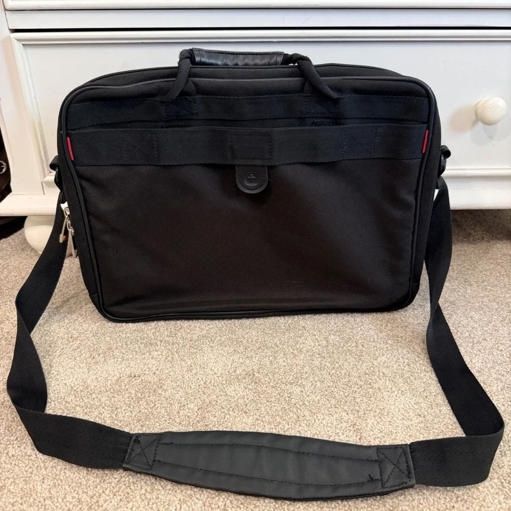 Wenger Laptop Briefcase Mens OS Black Multi-Compartment Padded Messenger Bag